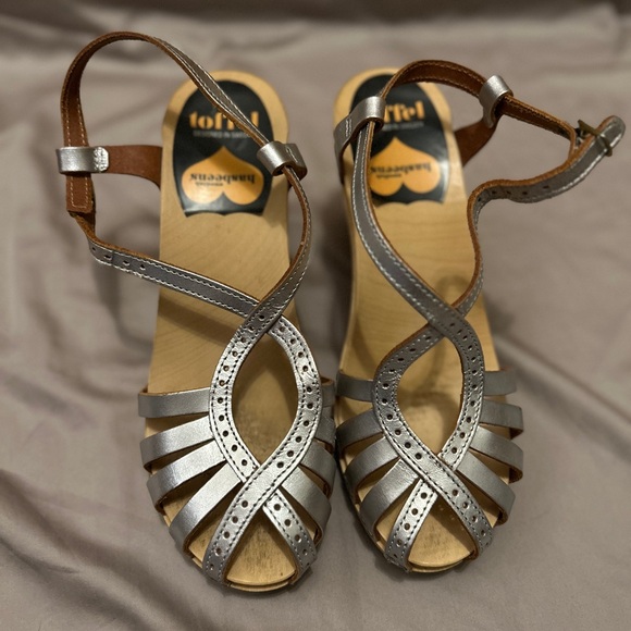 Swedish Hasbeens Shoes - Swedish Hasbeens silver leather wooden clog sandals Size 7.5